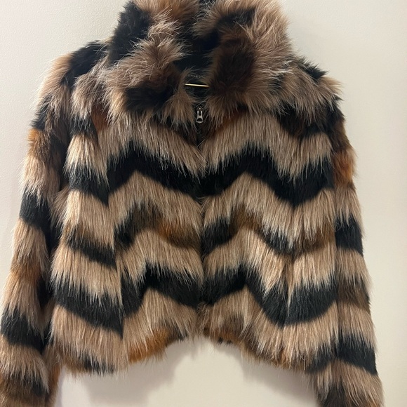 French Connection Dallow Multicolor Faux Fur Jacket - Picture 9 of 10